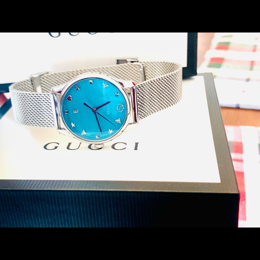 ❤️Authentic Gucci mother of Pearl watch ❤️ - Picture 6 of 8